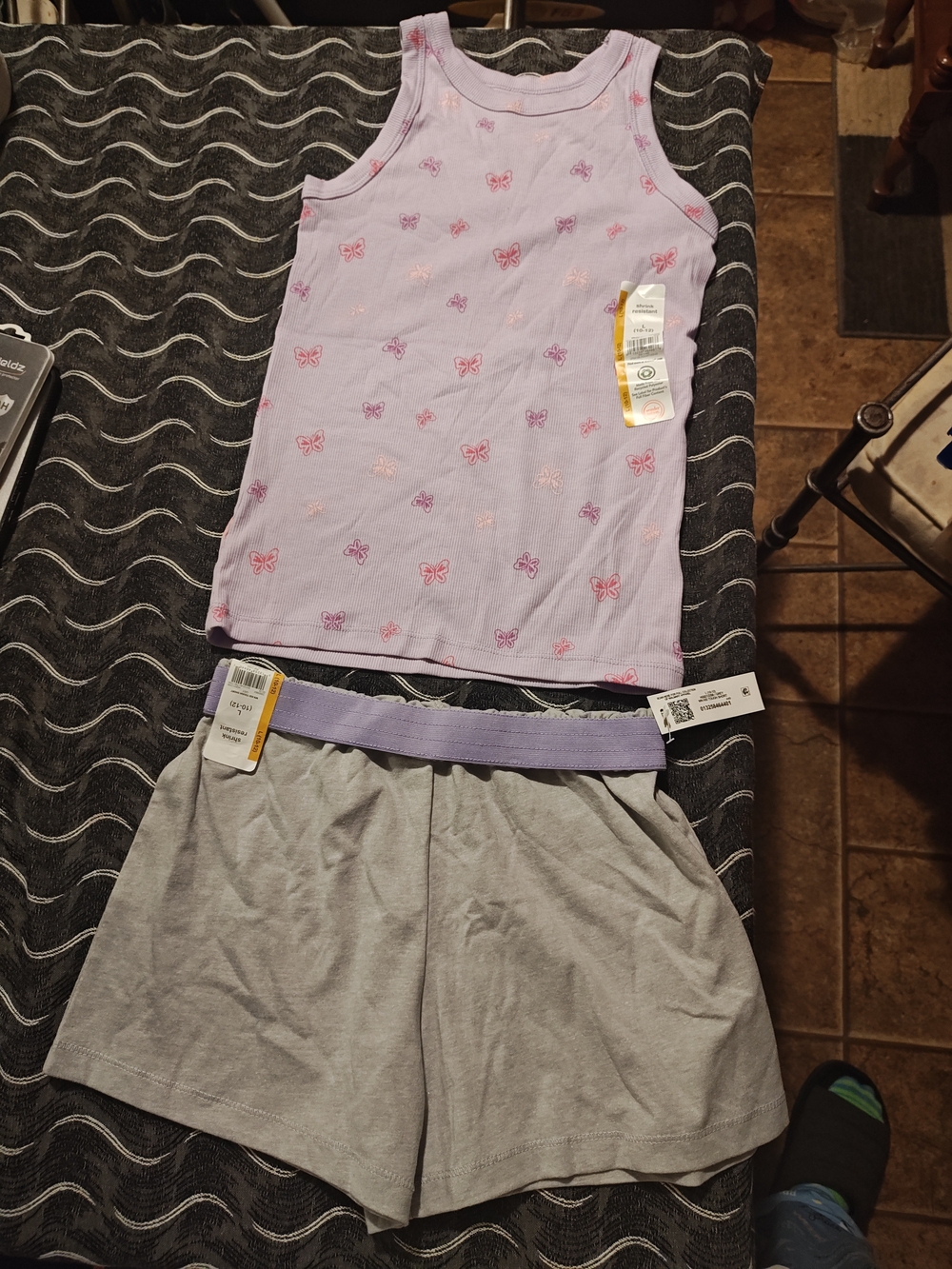 wonder nation Lavender Butterfly Tank Top & Light Gray Shorts Set